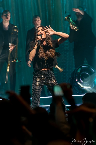 Jenifer (25)