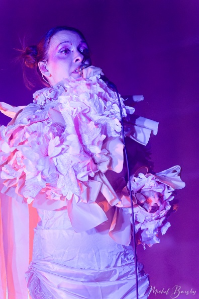 Simone-Ringer (04)