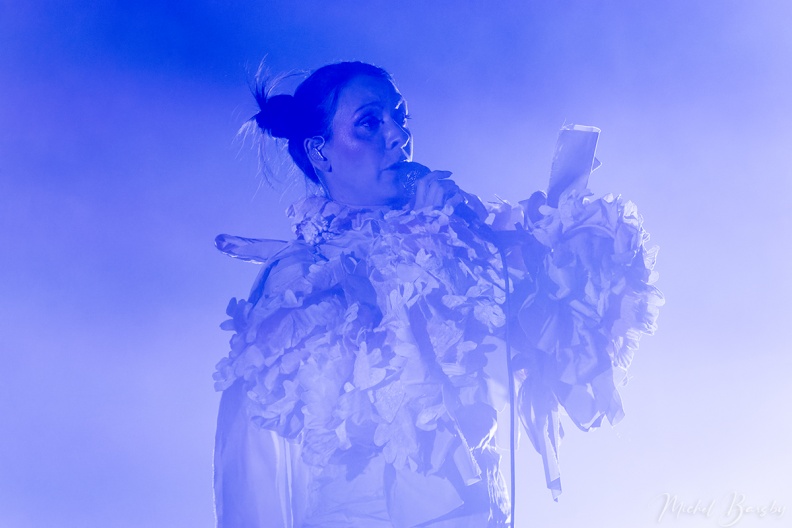 Simone-Ringer (07)